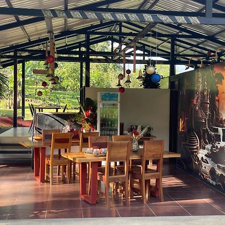 Mei Tai Cacao Lodge Bijagua Exteriör bild